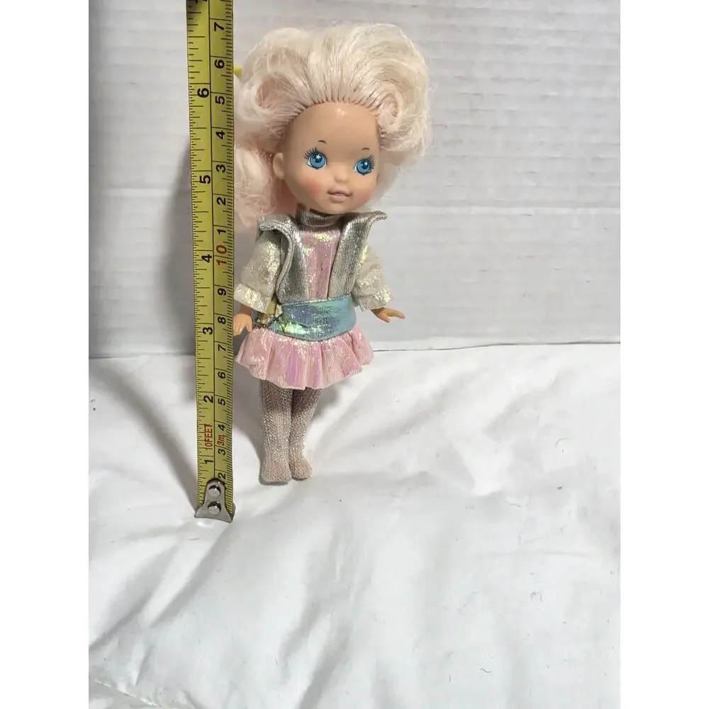 Moon Dreamers Doll Crystal Starr Star Pink Glow In The Dark Hair Hasbro Vtg